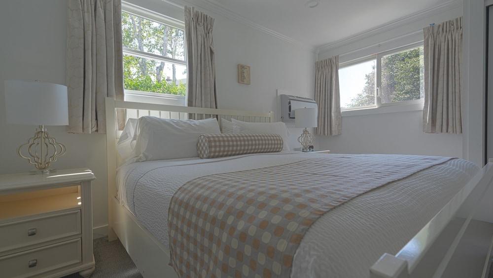 East Hampton House Resort