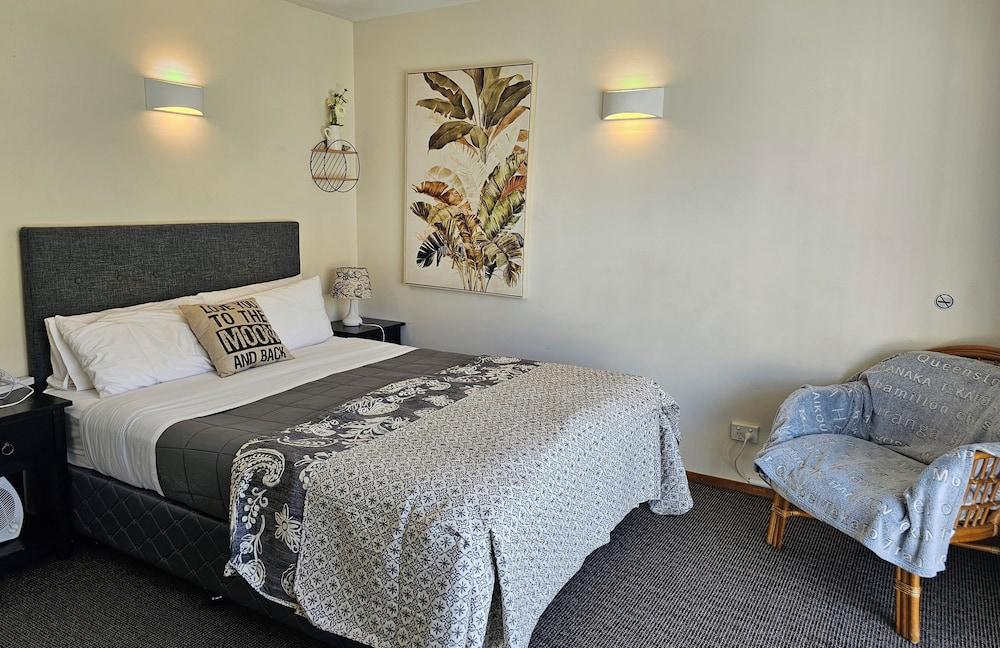 Albert Number 6 Motel