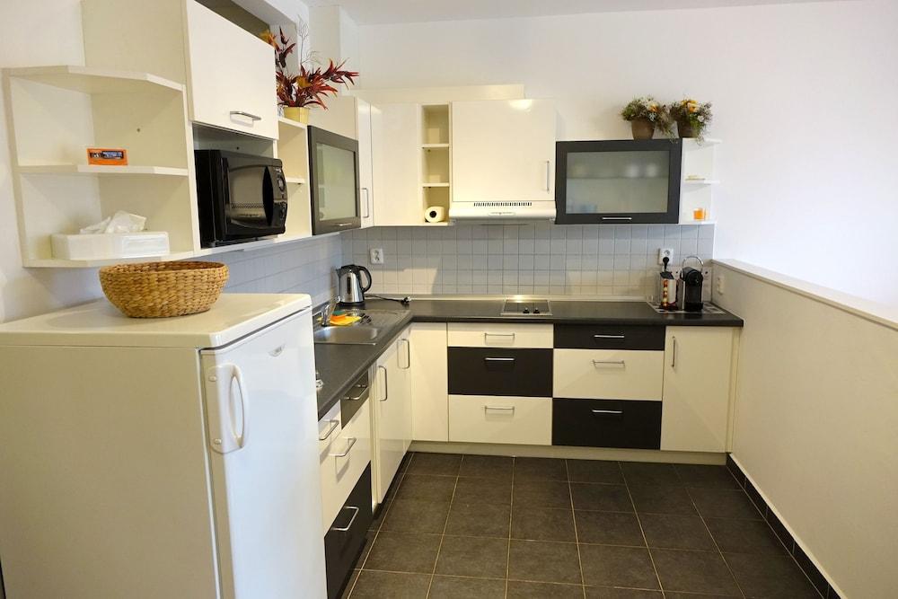 EEL accommodation Brno