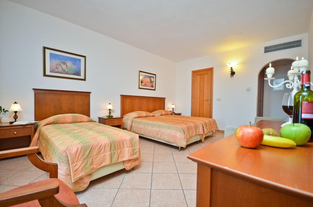 Naxos Resort Beach Hotel