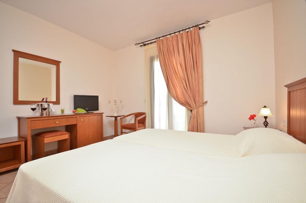 Naxos Resort Beach Hotel