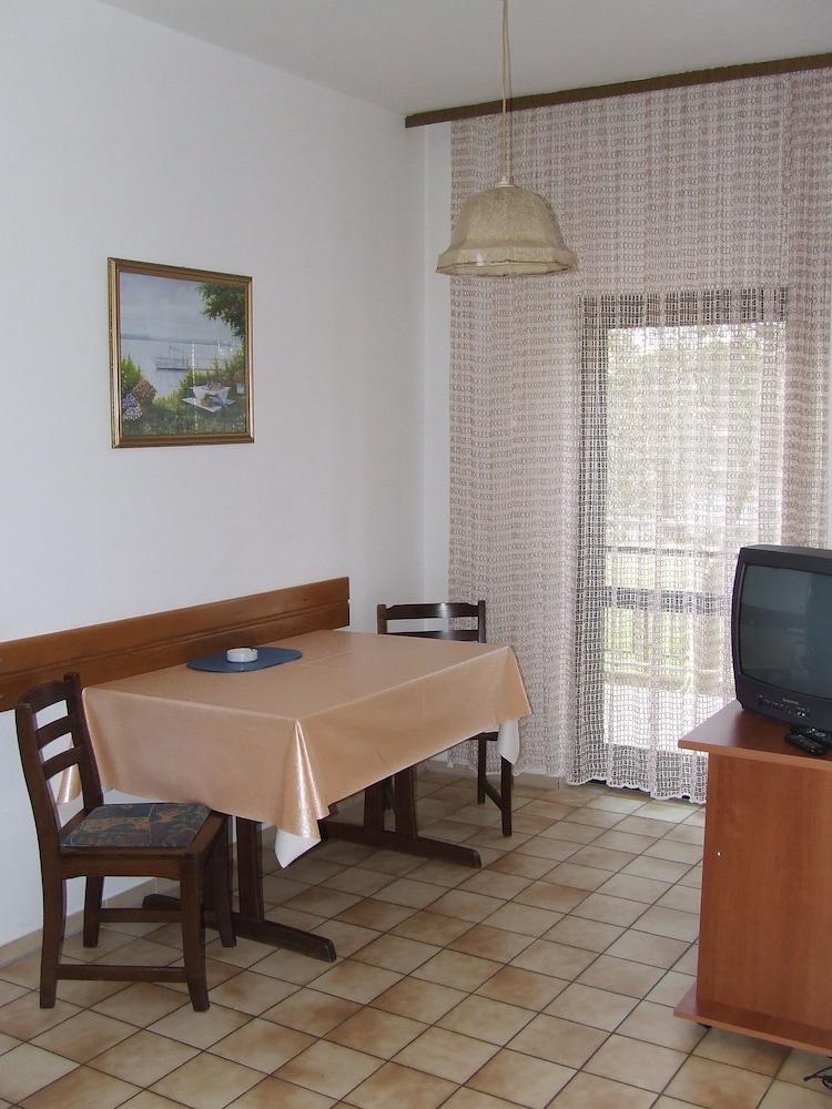Apartmani Lozic