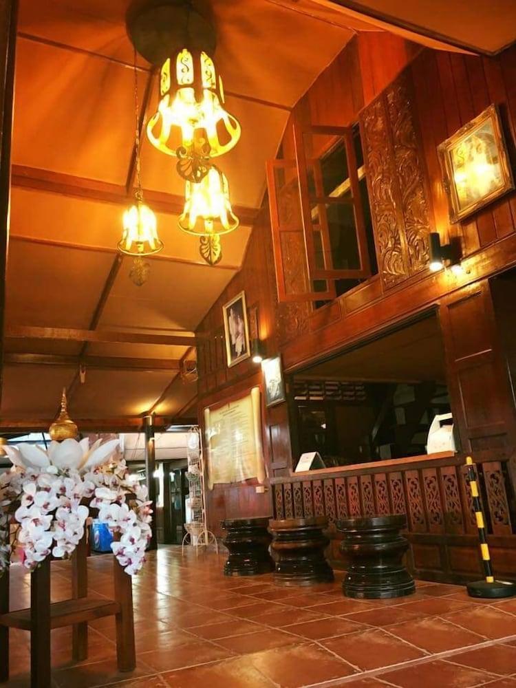 Koh Talu Island Resort