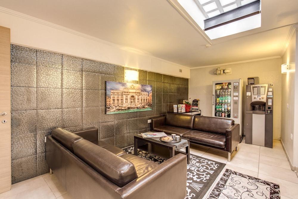 Aurelia Vatican Apartments