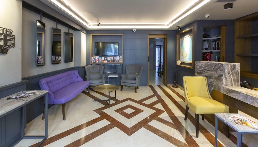 Seraglio Hotel & Suites