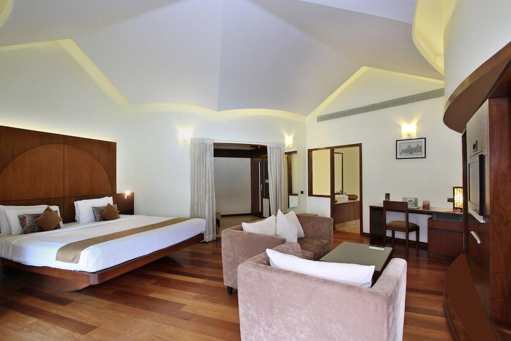 Silent Shores Resort & Spa