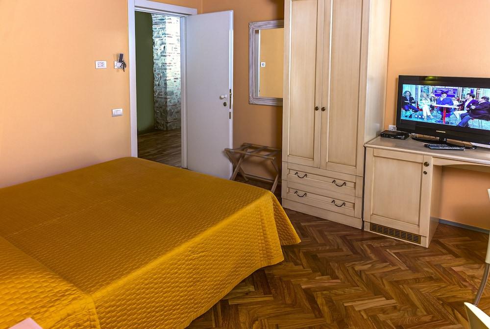 Suite Accommodation