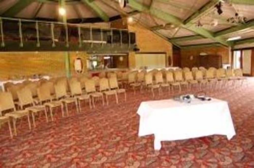 Beadlow Manor Hotel & Golf Club