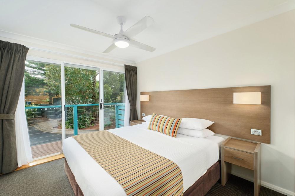 Flynns on Surf Beach Villas