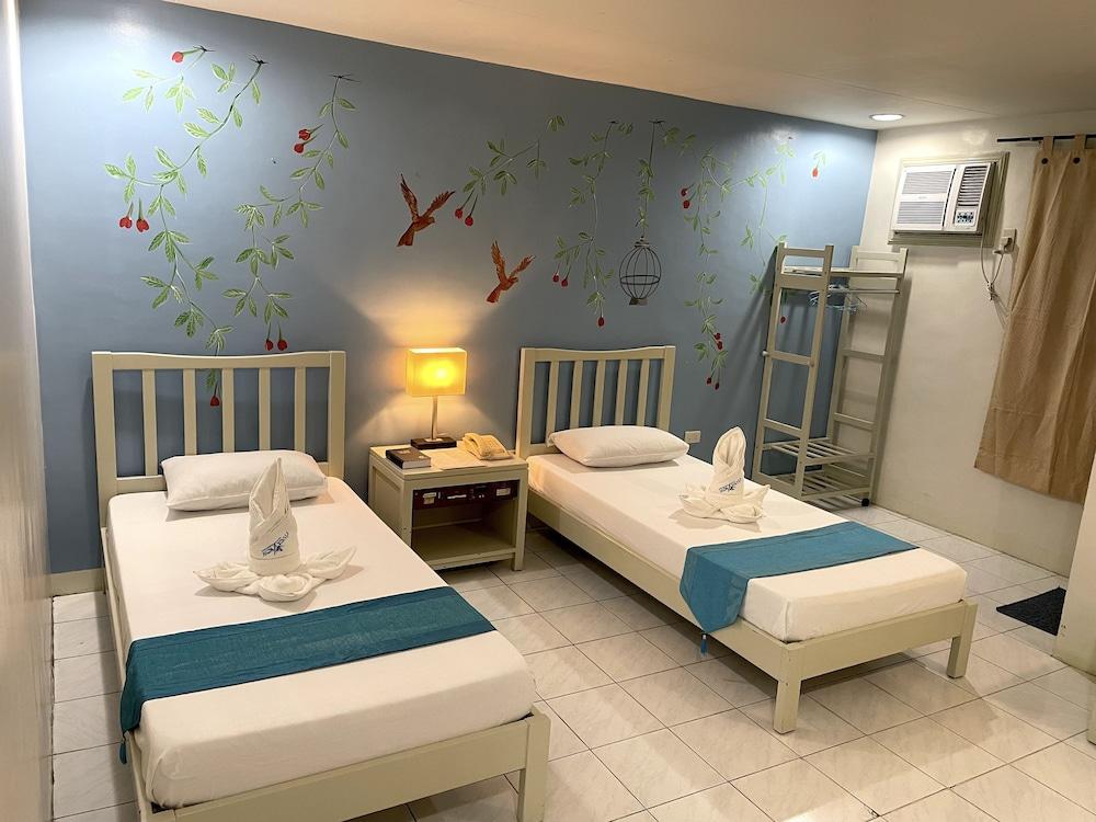 Riverview Resort & Conference Center