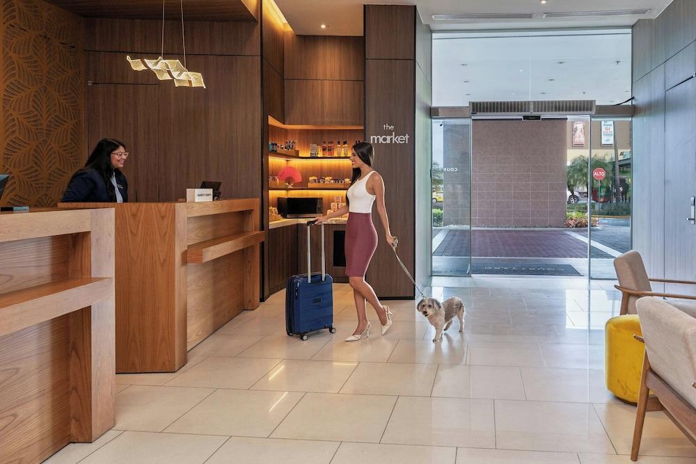 Courtyard by Marriott Panama Metromall