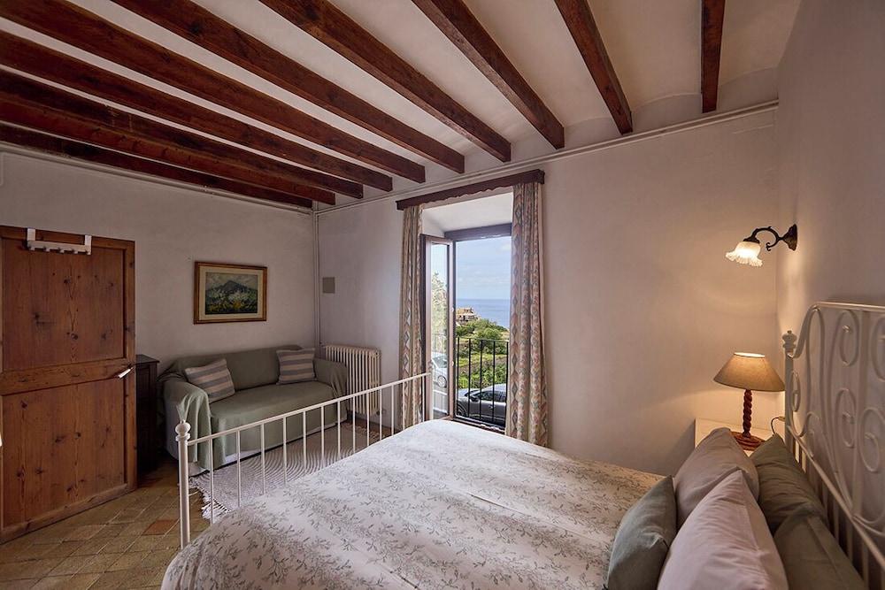 Can Busquets - Hotel d'Interior