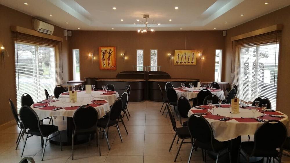 Hôtel Confort Le Moulin Rouge