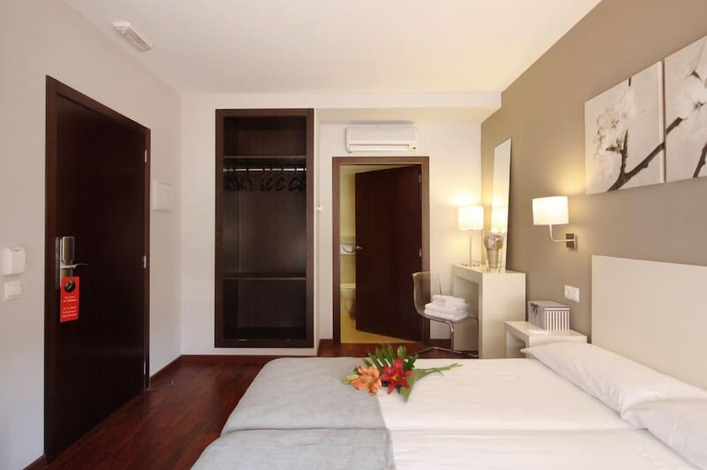 DormaValencia Hostal del Regne