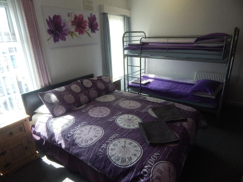 Llanryan Guest House