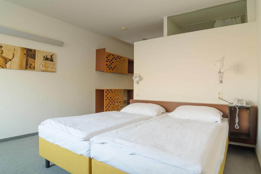 Kyriad Vienna Altmannsdorf