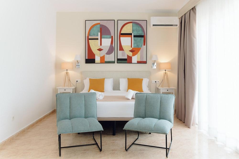 Moon Dreams Marina Parc