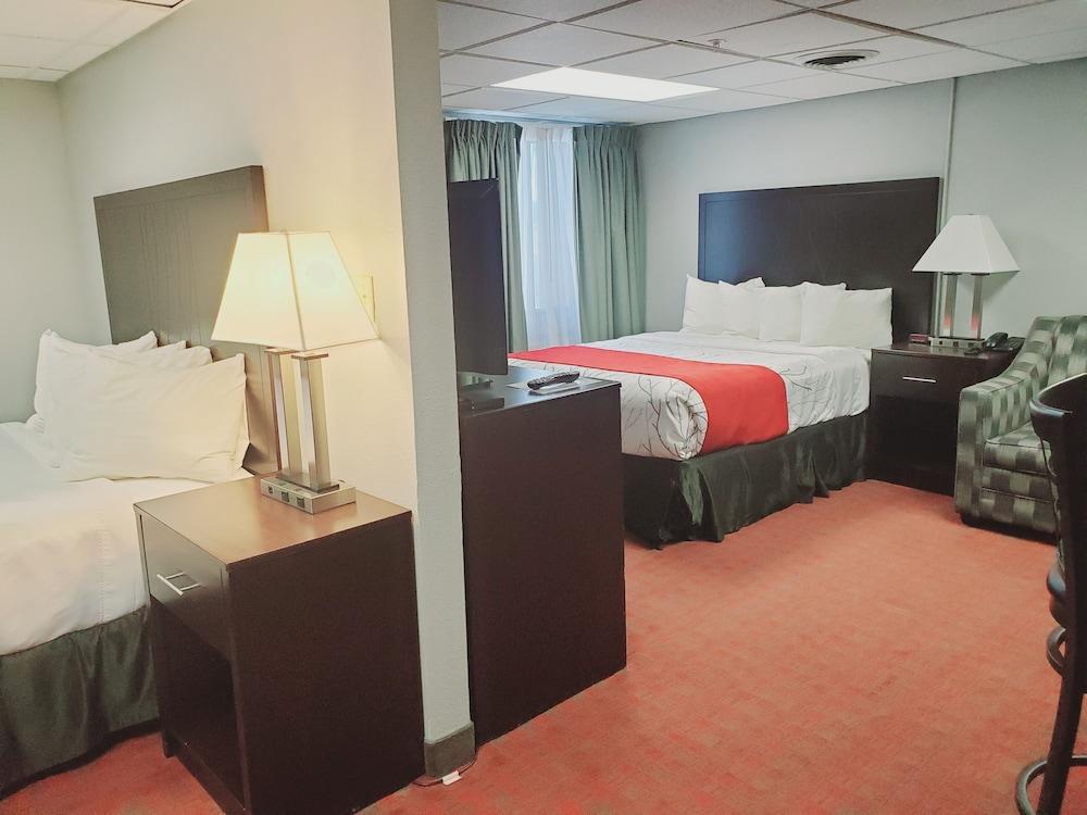 Blackstone Lodge & Suites