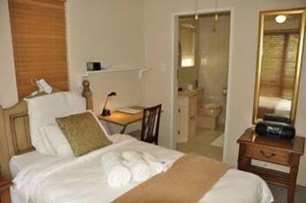 Crane's Nest Guest House & Spa @ 313