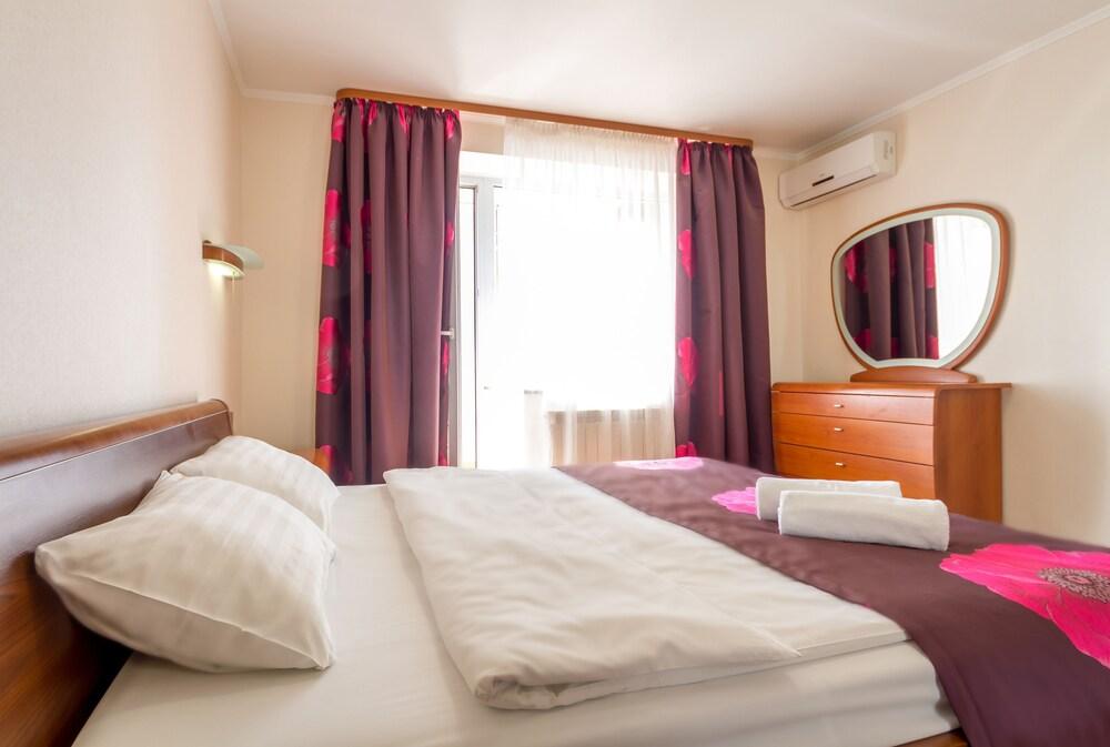 Central Dayflat Apartments