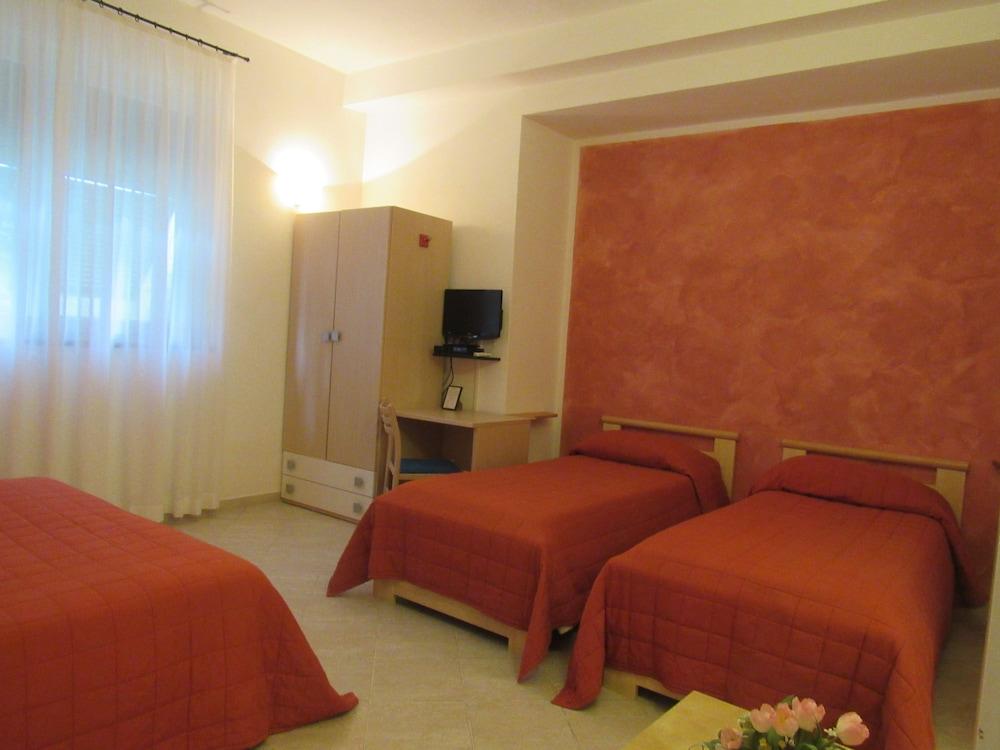 Green Quiet & Marvica