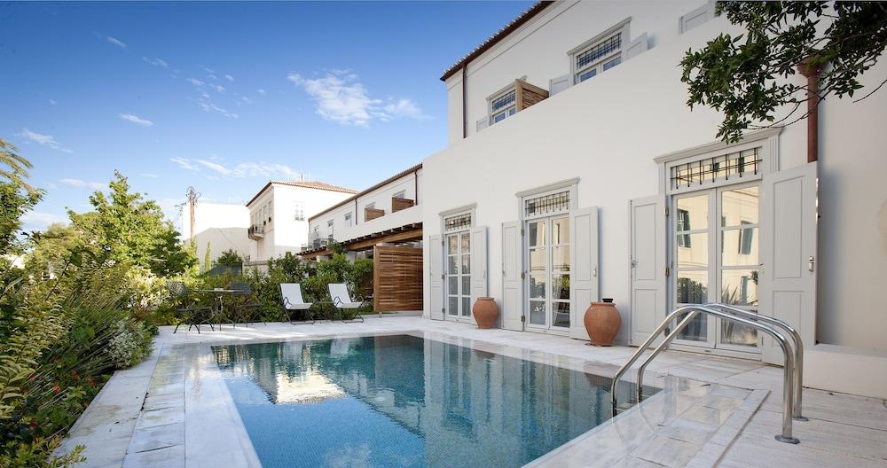 Poseidonion Grand Hotel