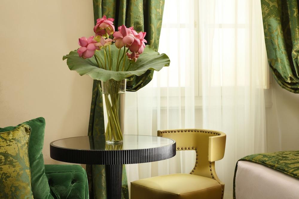 San Firenze Suites & Spa