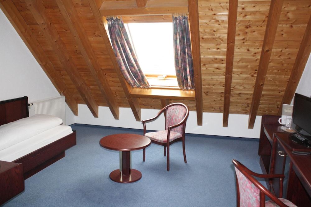 Hotel Restaurant Waldhorn