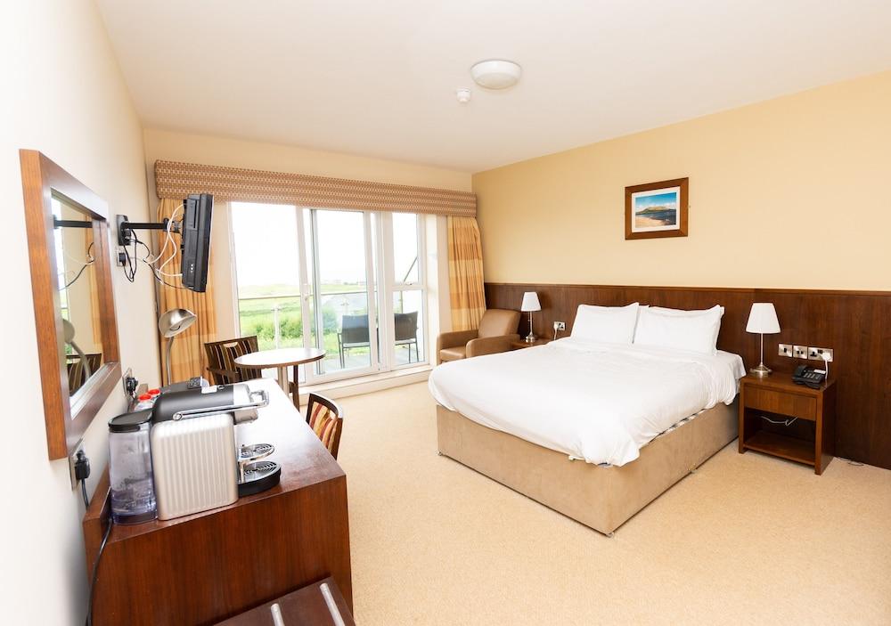 Strandhill Lodge and Suites