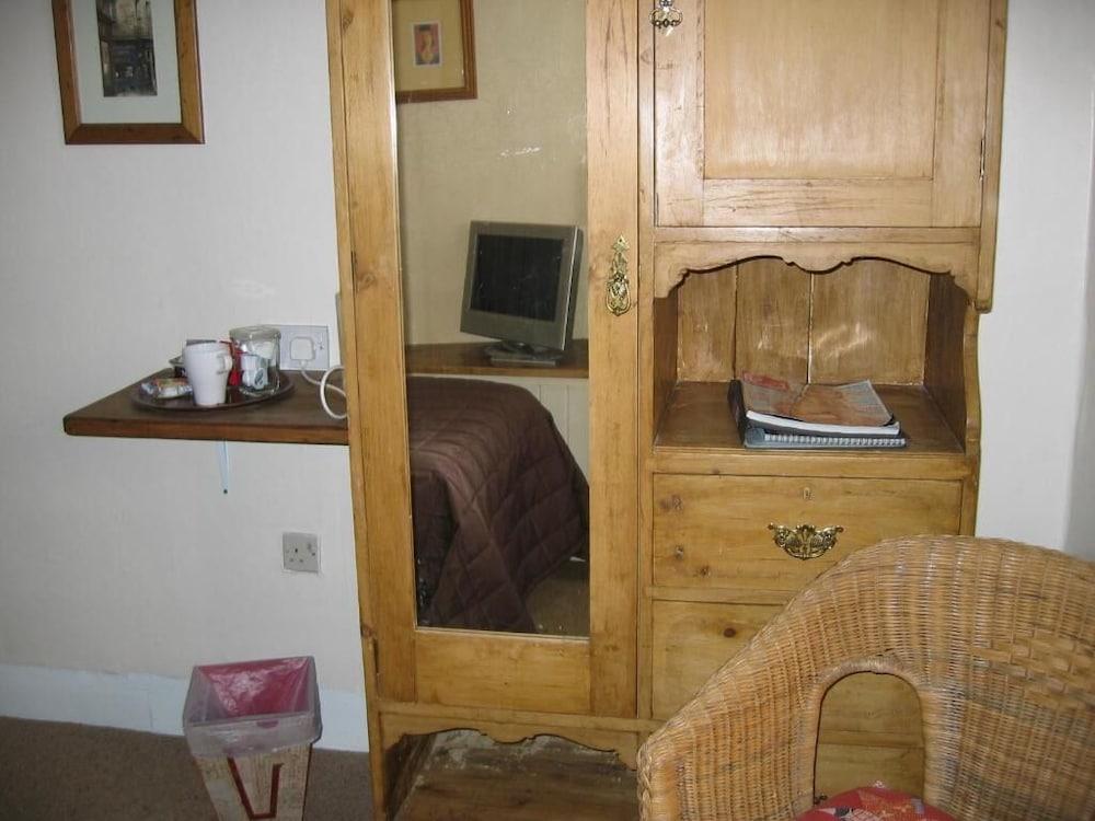 The Horseshoe Guesthouse