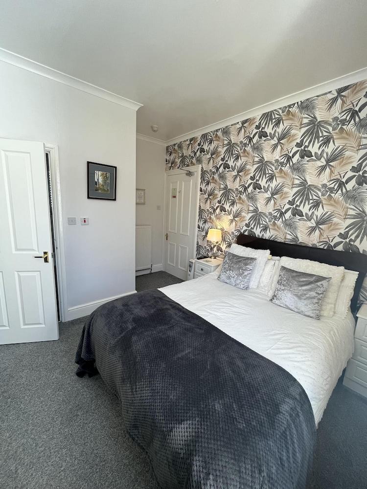 Bryn Derwen Guest House