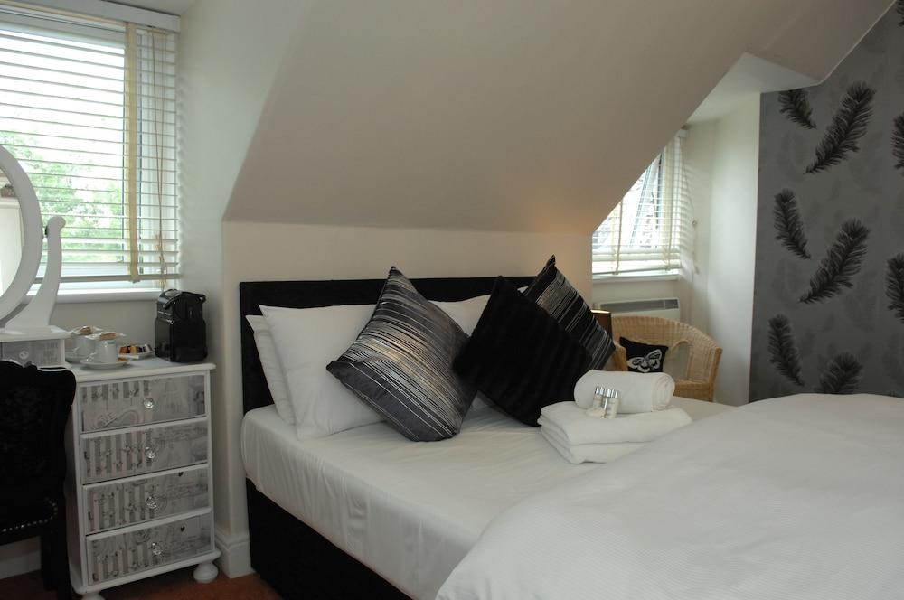 The Blue Keys Hotel, Southampton