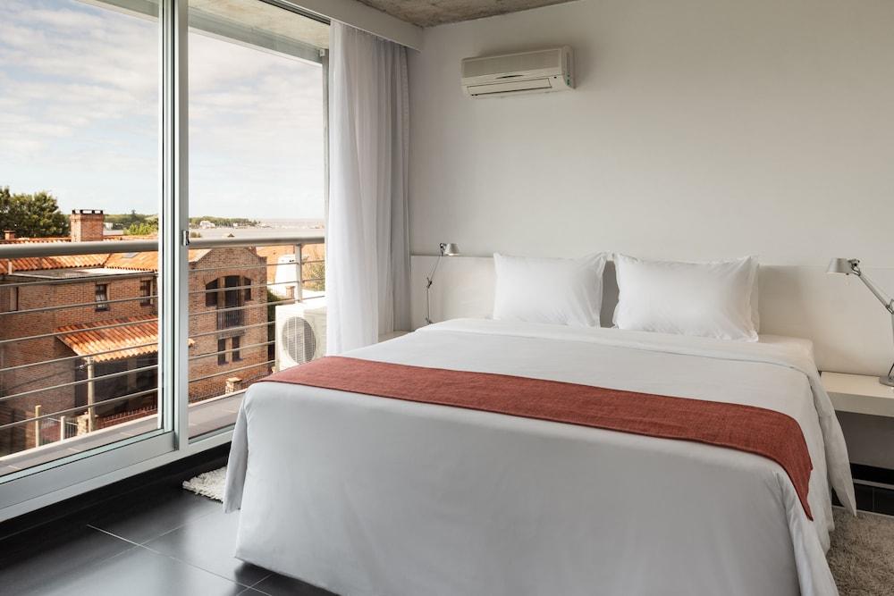 Costa Colonia - Riverside Boutique Hotel