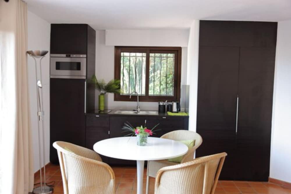 Les Jardins de Cassis - Parking Jacuzzi Piscine Chauffée