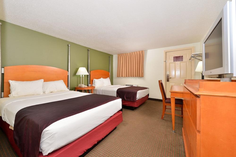 Eagle Inn Charleston