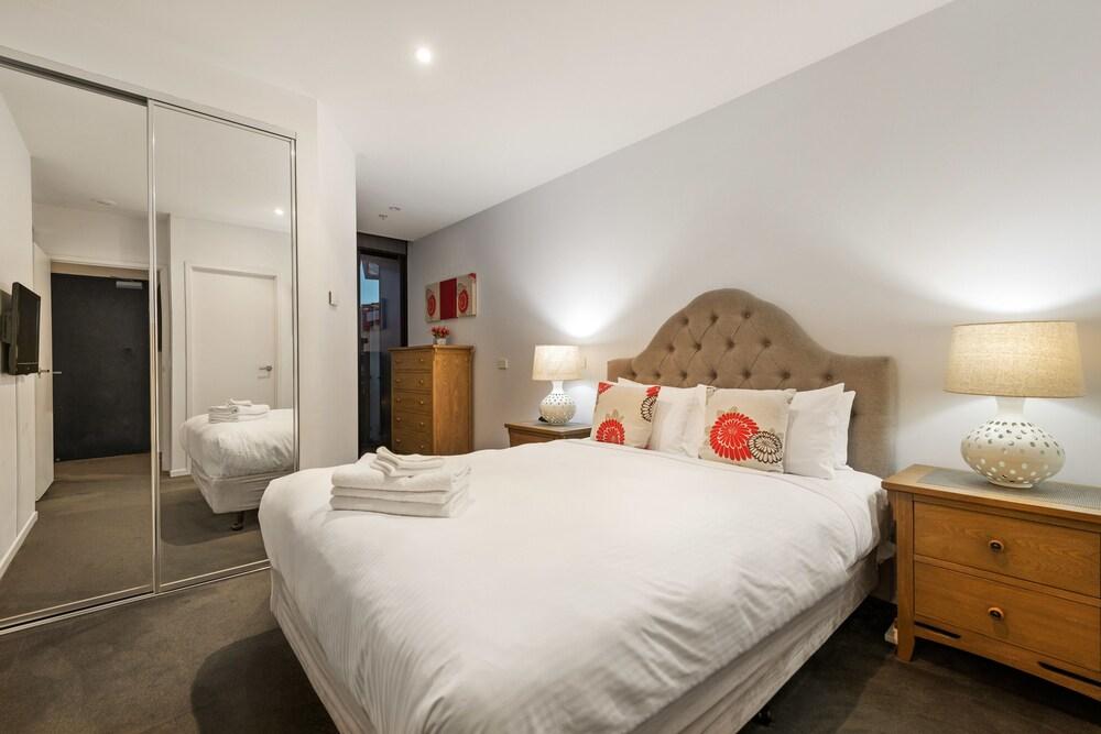 Docklands Executive Apartments