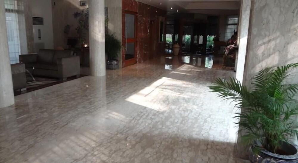 Regent Hotel Andheri