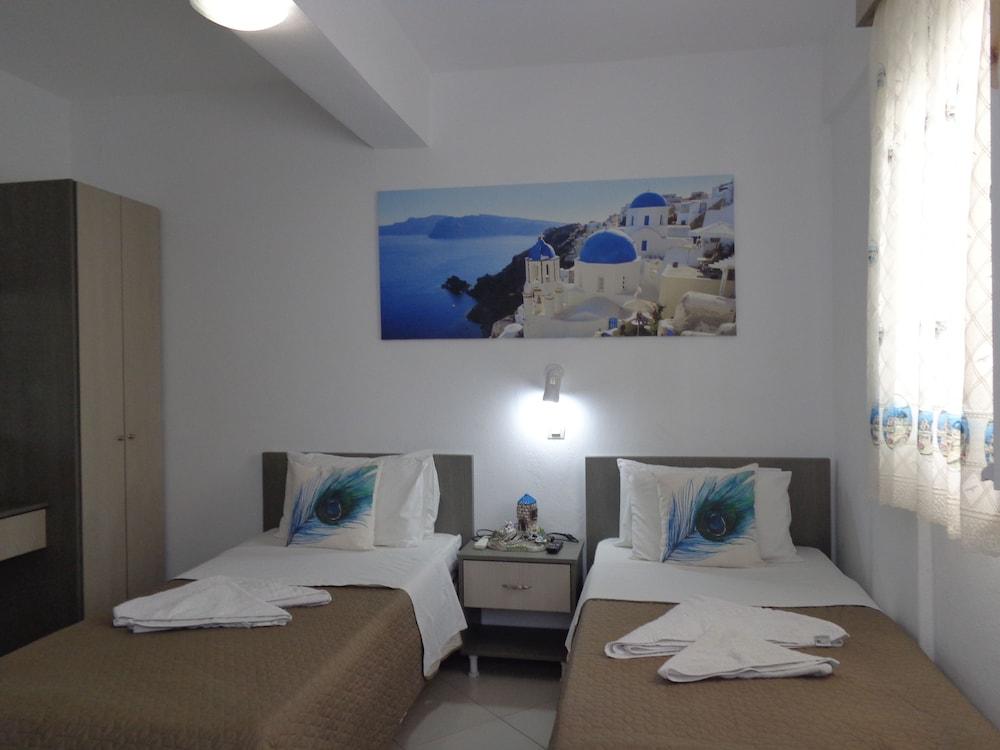 Honeymoon Beach Studios