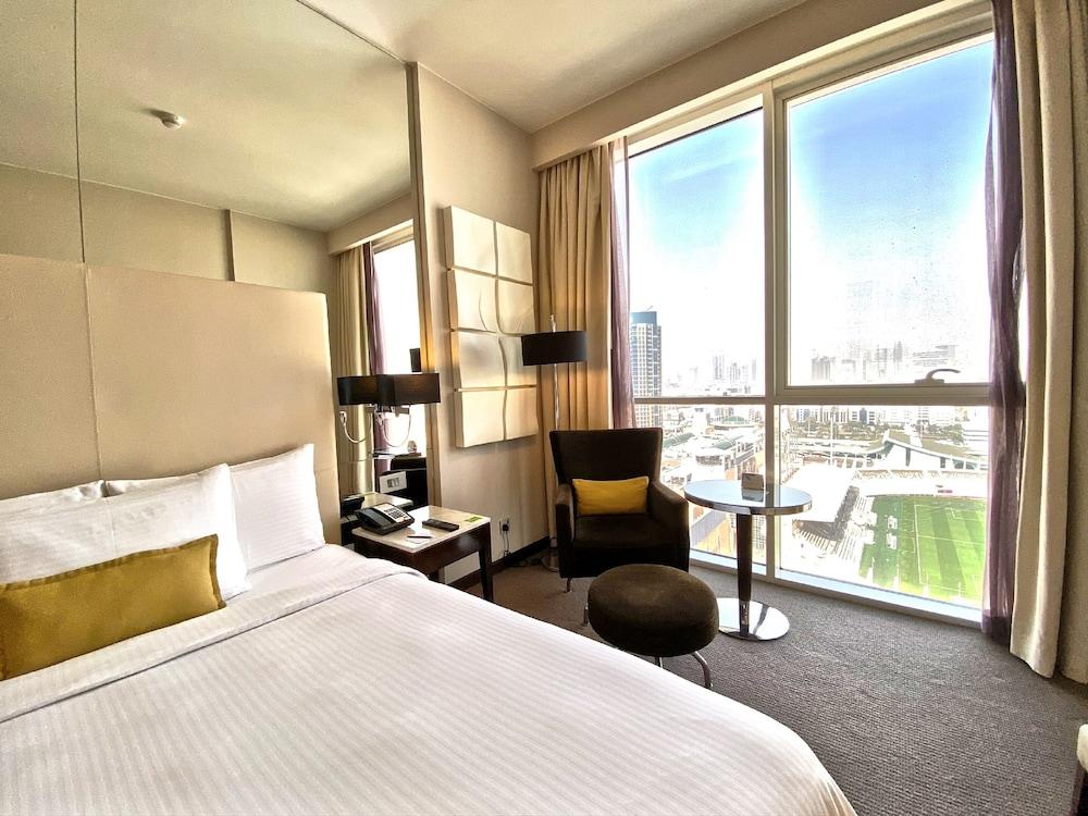 Centro Al Manhal by Rotana