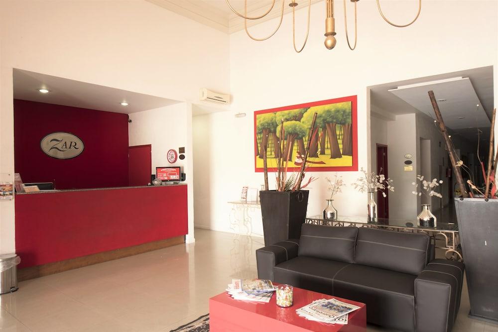 Zar Queretaro Hotel