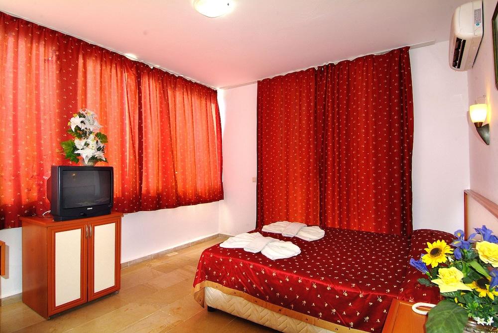 Hedef Kleopatra Golden Sun Hotel