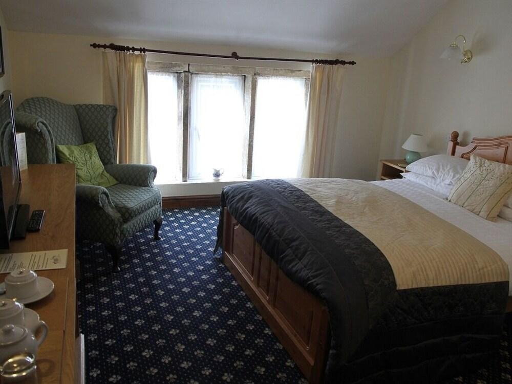 Jug and Glass Inn Matlock