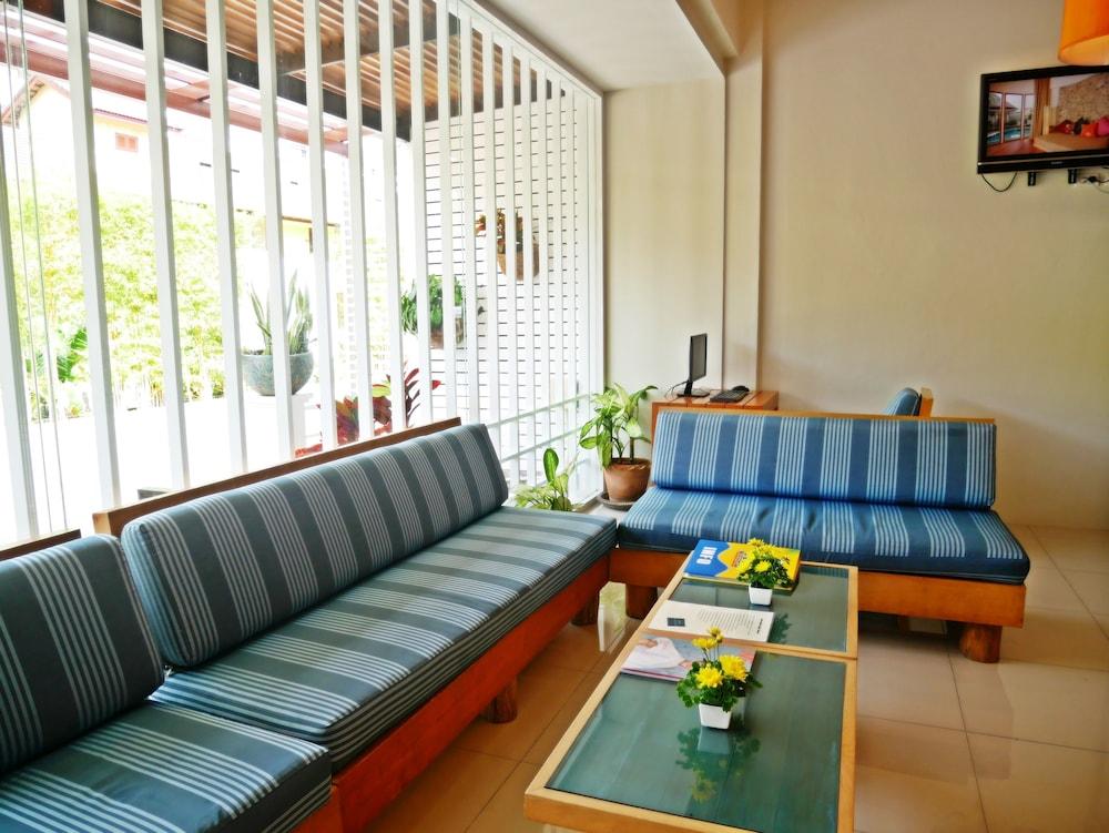 Simply Resort By Metadee