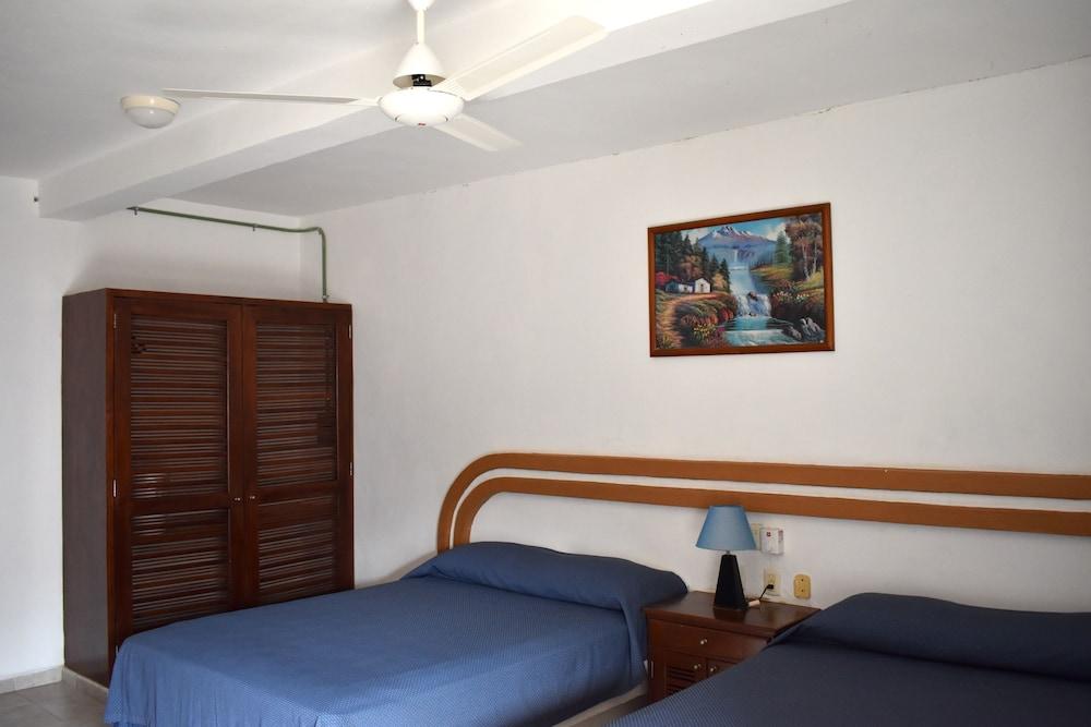 Plaza Almendros Hotel Isla Mujeres