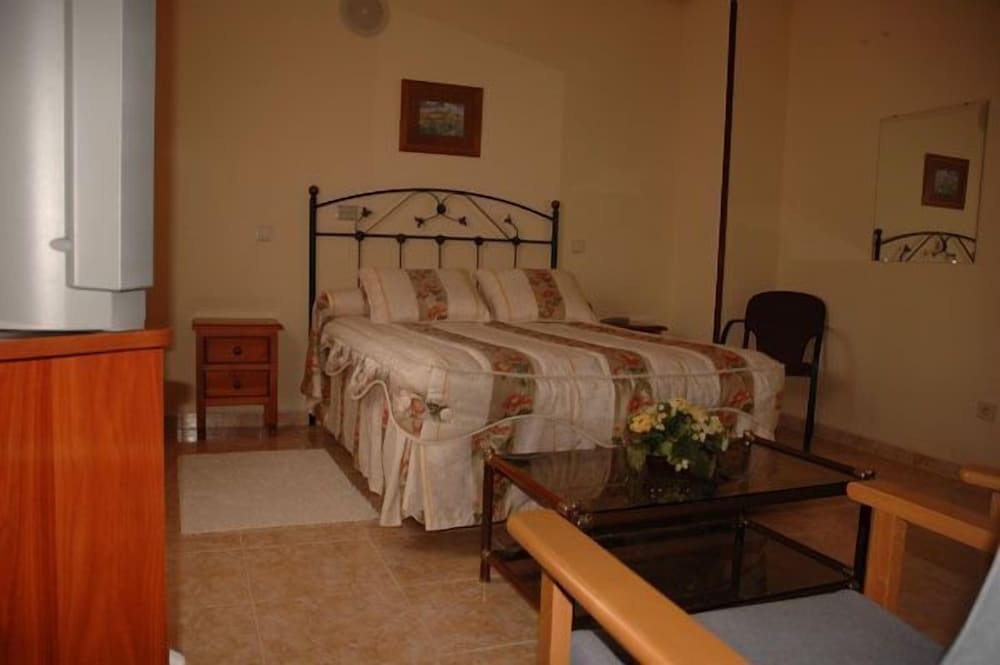 Hotel Dracos Cebreros