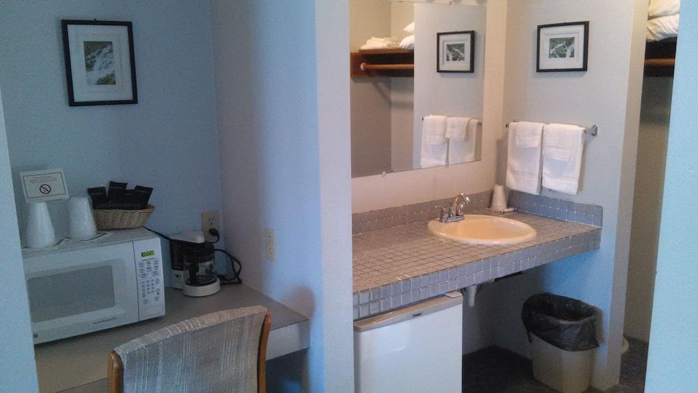 Rain Forest Resort Village