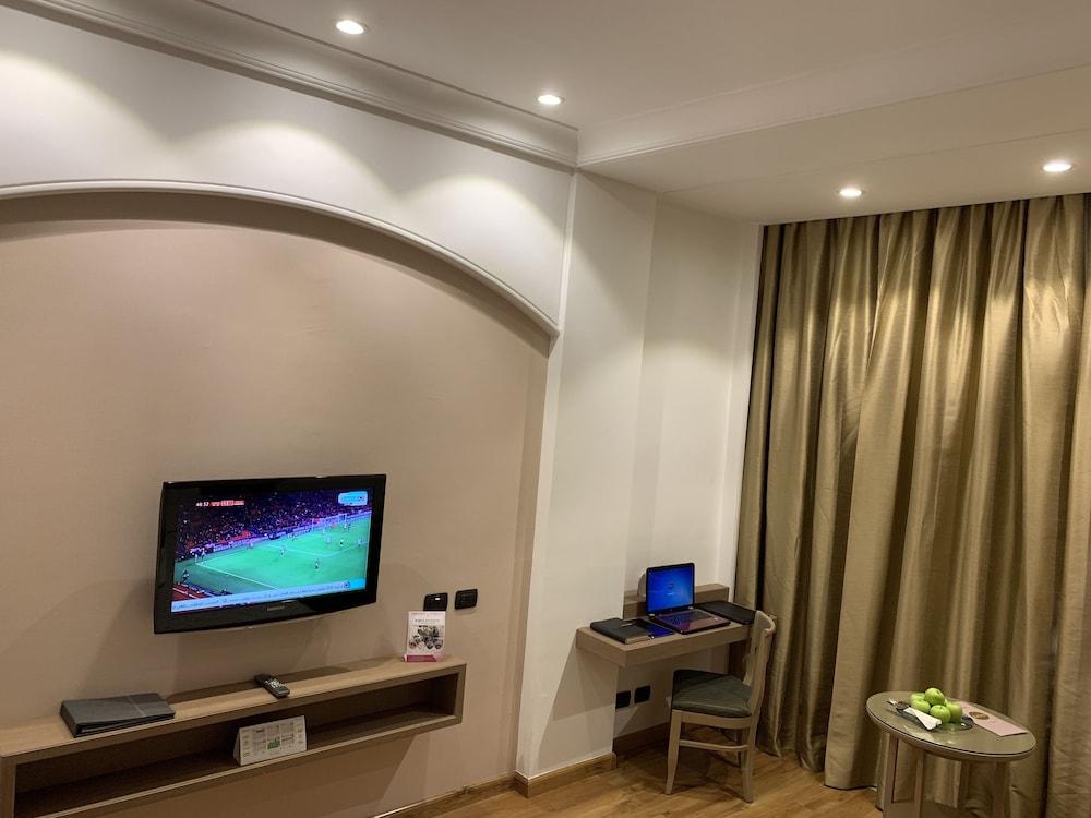 Carlton Al Moaibed Hotel