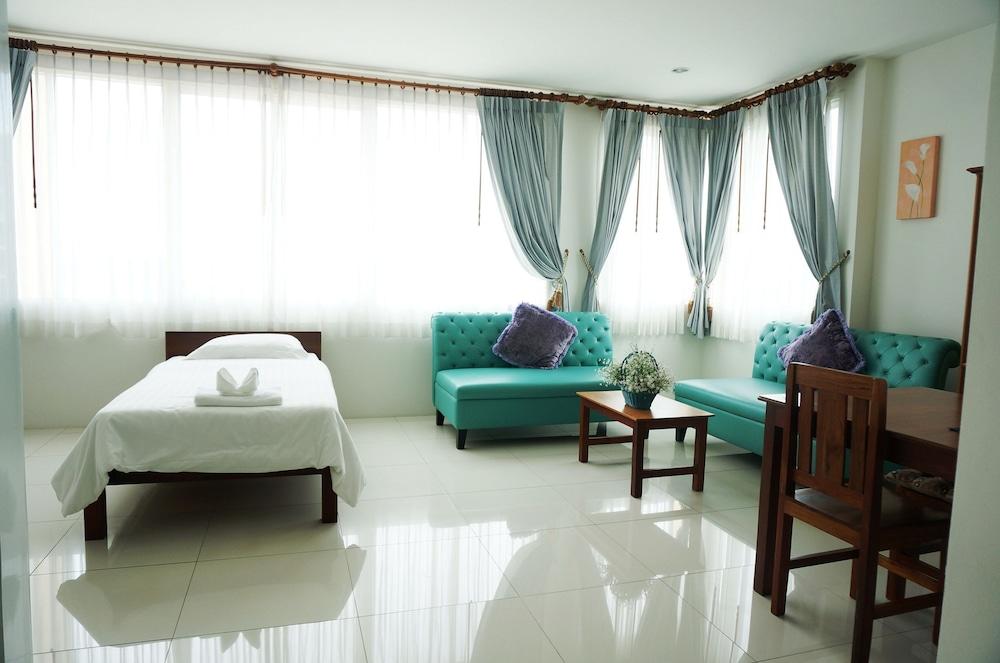 Smile Hua-Hin Resort