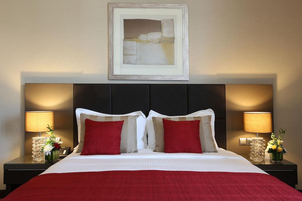 Ramada by Wyndham Abu Dhabi Downtown