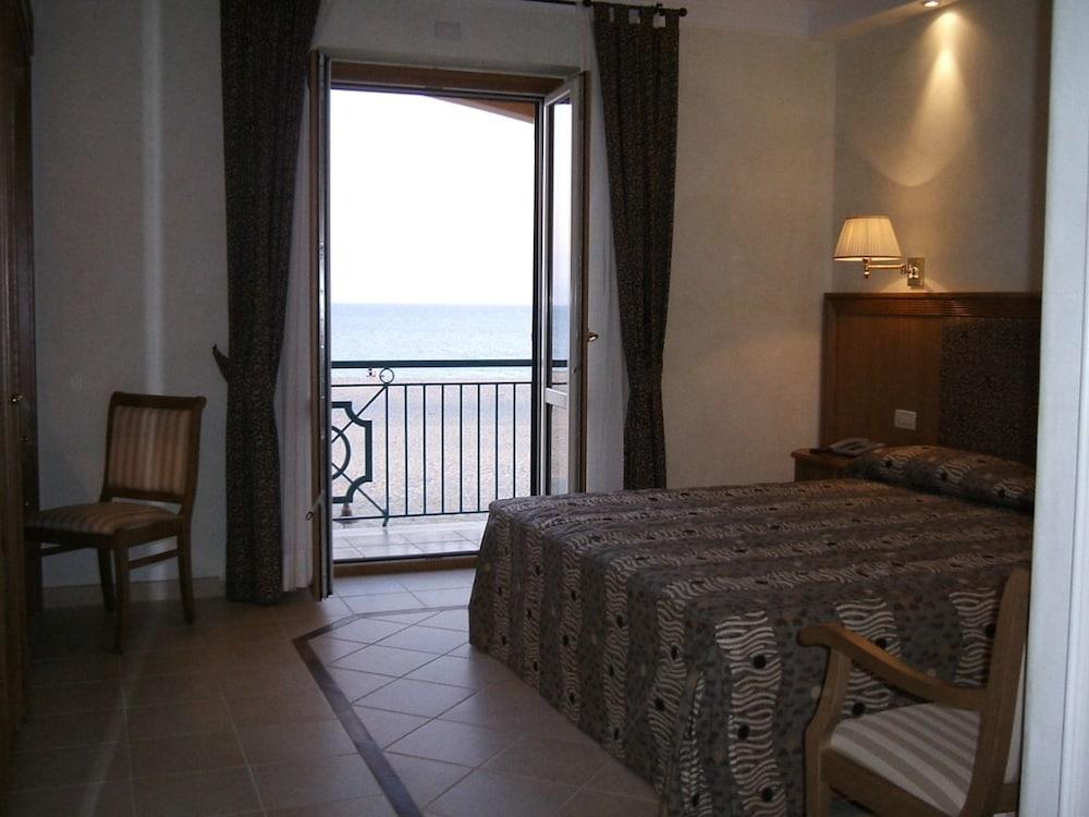 Hotel Ristorante La Lampara